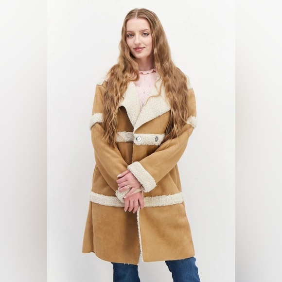 BearPaw Jackets & Blazers - NEW BearPaw Faux Fur Shearling Coat Tan Size M